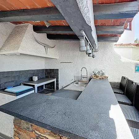 Holiday home Medes 15 - Magnifica Con Piscina Privada Y A Empuriabrava