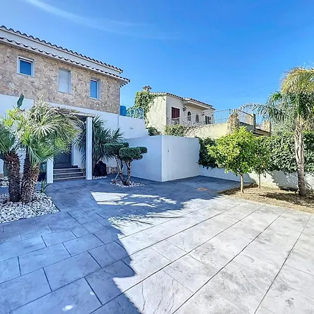 Medes 15 - Magnifica Con Piscina Privada Y A Holiday home Empuriabrava